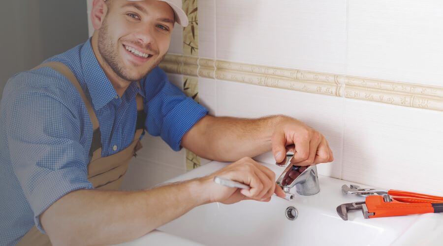 Handle or spout repair in Ormond Beach, FL